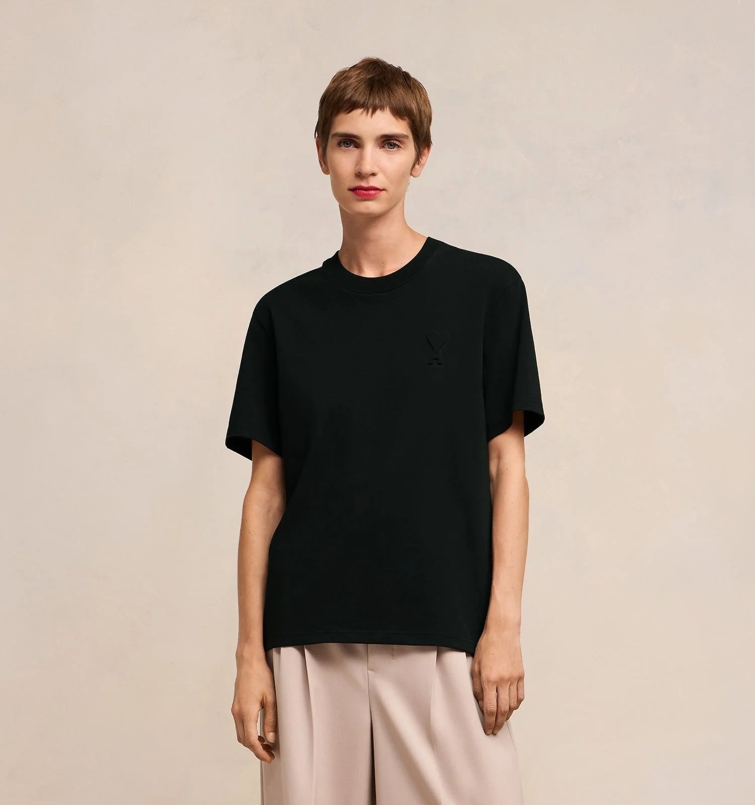 Ami Paris Футболка чорна Ami De Coeur UTS025.726.001