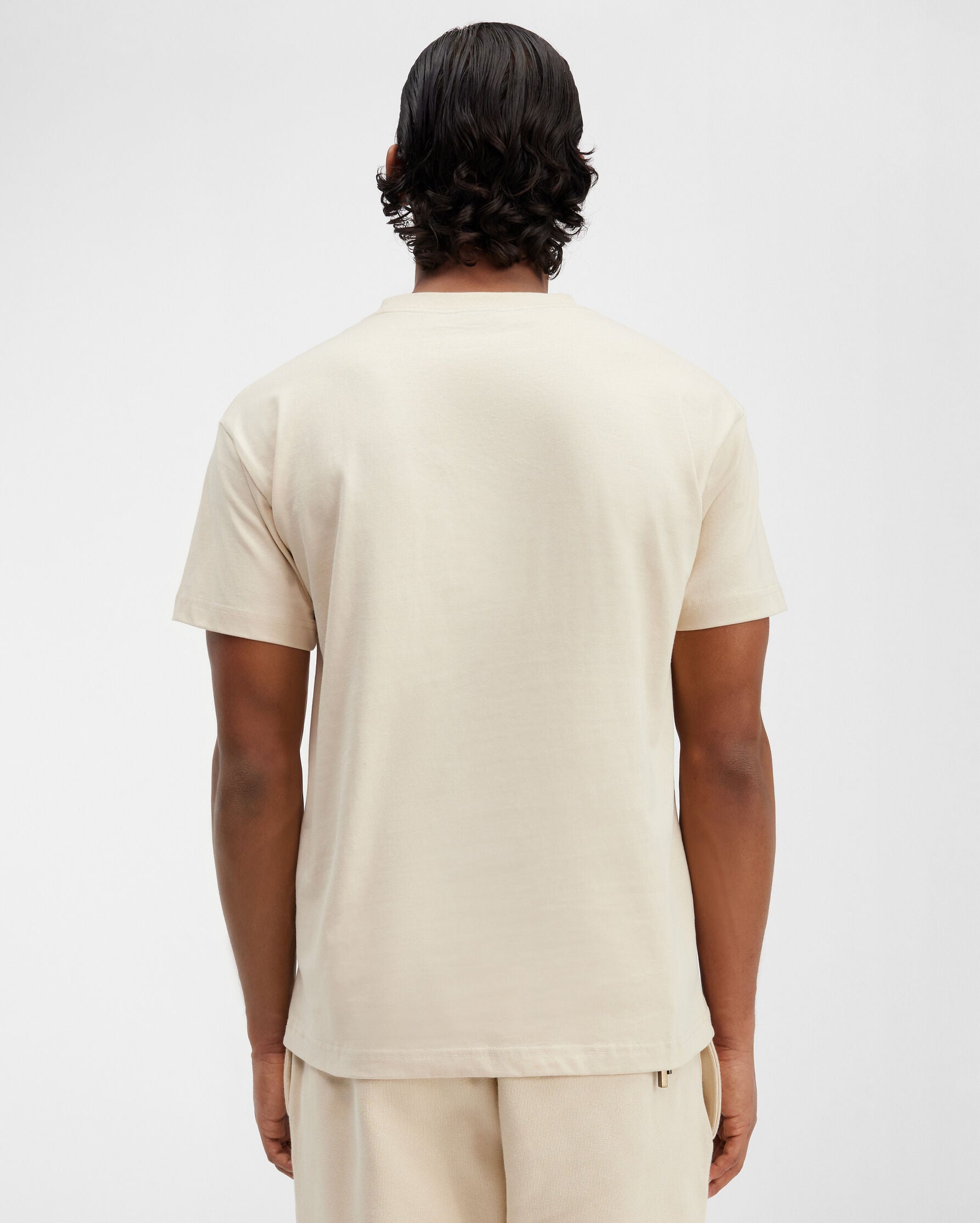 Jacquemus Футболка бежева Classique 216JS207-2480-390