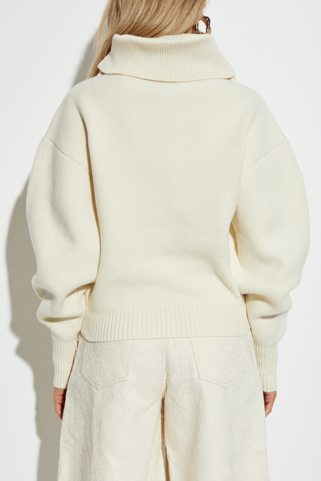 Jacquemus Cream Wool Turtleneck ‘Pallone’