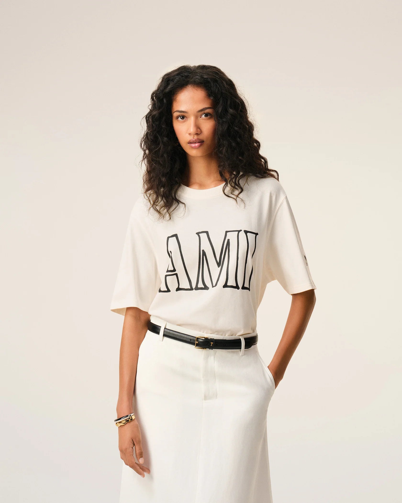 Ami Paris Футболка бежева UTS380.726.136