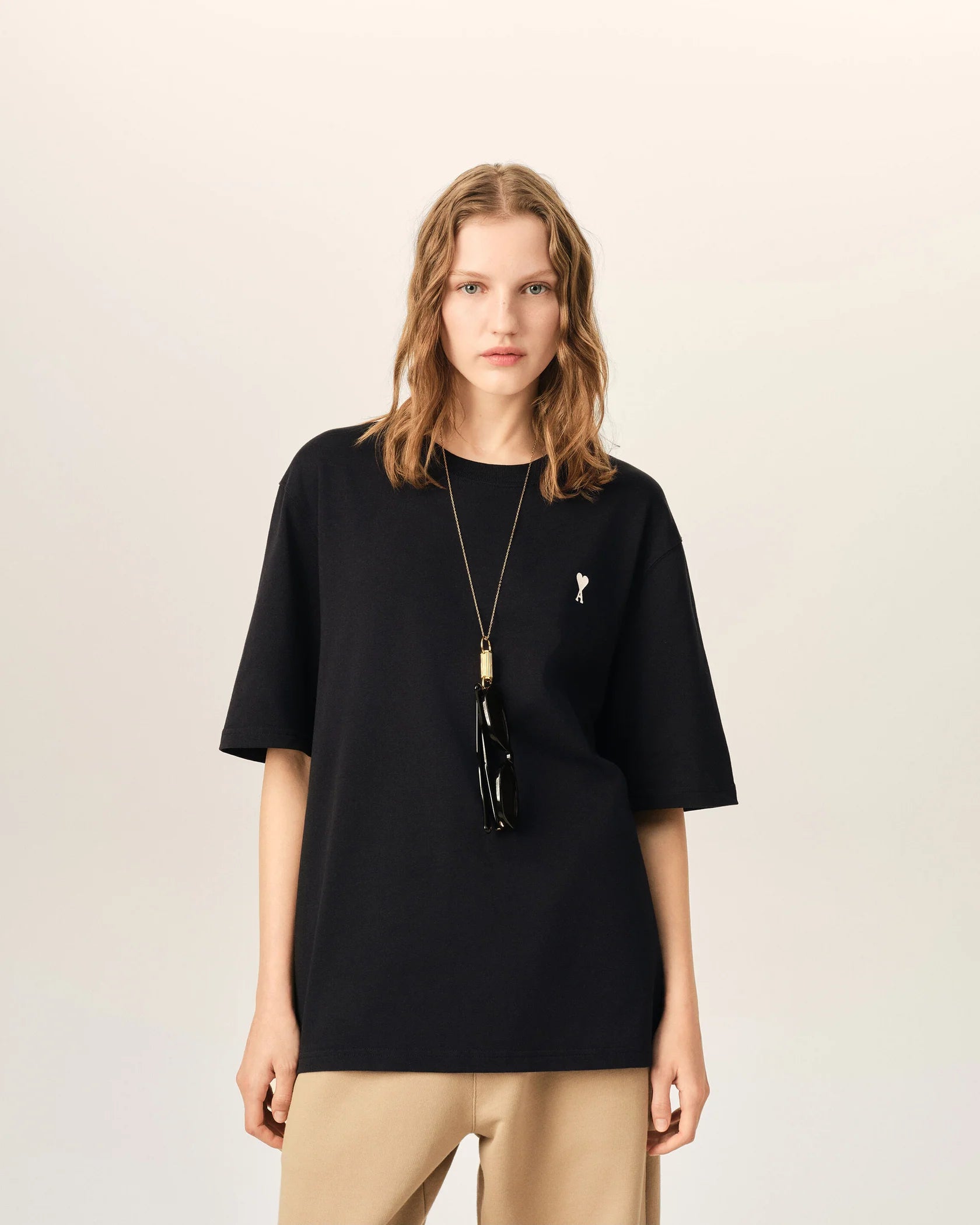 Ami Paris Футболка чорна Place Des Victoires UTS387.726.004