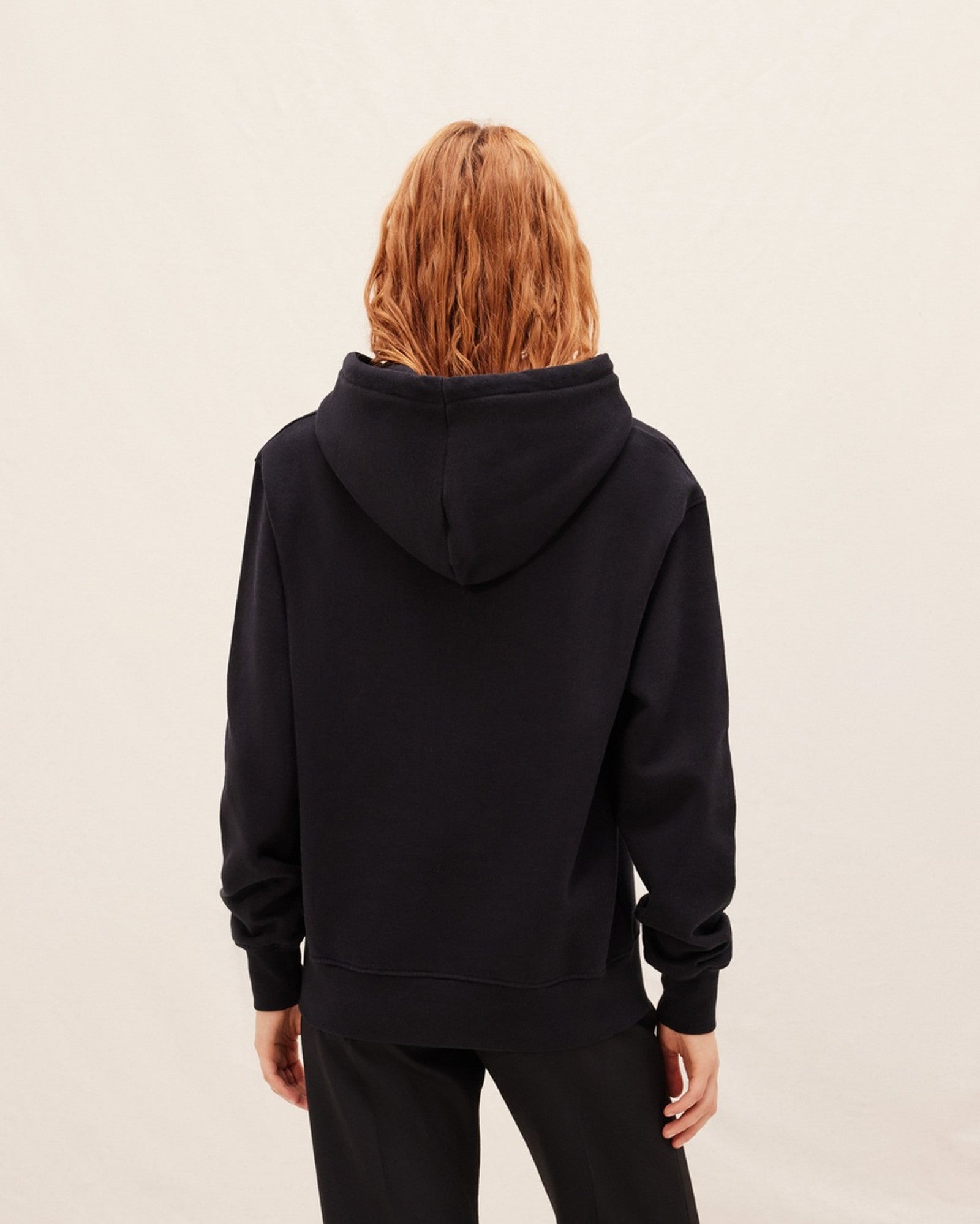 Jacquemus Світшот чорний 226JS310-2120-990